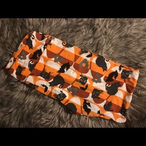 LuLaRoe Pants - Lularoe TC Halloween leggings LuLaRoe Pants - Lularoe TC Halloween leggings